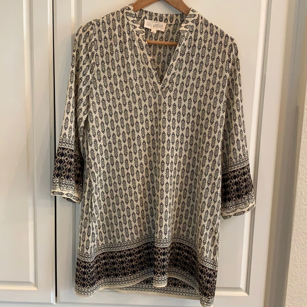 Sweet Wanderer Vneck Mini Dress/Tunic M
